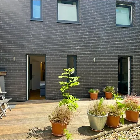 アパート Art City-studio Kassel-innenstadt Am Fulda-ufer, 3 Schlafzimmer, Boxspring-betten, Bis 8 Personen, Kostenfreier Parkplatz, Balkon, Terrasse, Fahrstuhl
