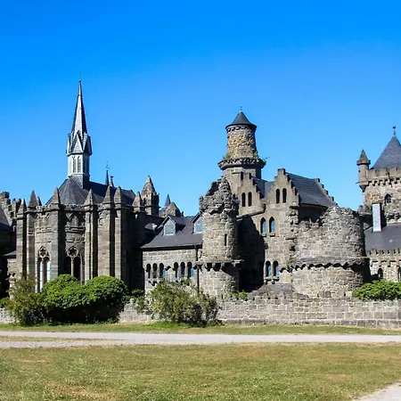 Art City-studio Kassel-innenstadt Am Fulda-ufer, 3 Schlafzimmer, Boxspring-betten, Bis 8 Personen, Kostenfreier Parkplatz, Balkon, Terrasse, Fahrstuhl