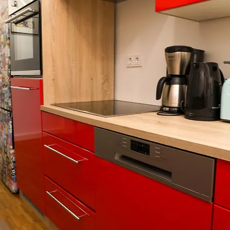 Art City-studio Kassel-innenstadt Am Fulda-ufer, 3 Schlafzimmer, Boxspring-betten, Bis 8 Personen, Kostenfreier Parkplatz, Balkon, Terrasse, Fahrstuhl アパート