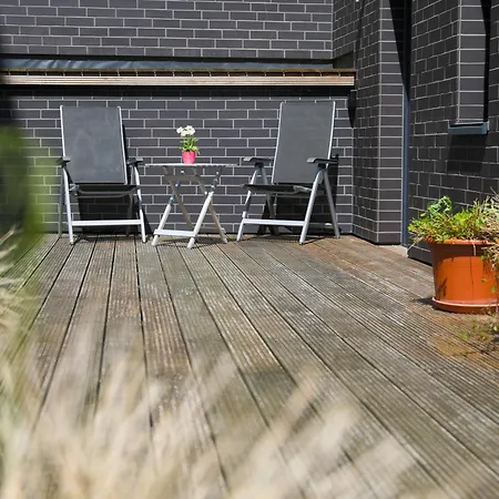 Art City-studio Kassel-innenstadt Am Fulda-ufer, 3 Schlafzimmer, Boxspring-betten, Bis 8 Personen, Kostenfreier Parkplatz, Balkon, Terrasse, Fahrstuhl アパート カッセル