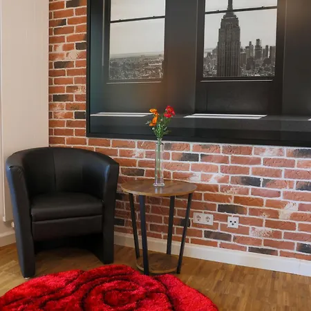 アパート Art City-studio Kassel-innenstadt Am Fulda-ufer, 3 Schlafzimmer, Boxspring-betten, Bis 8 Personen, Kostenfreier Parkplatz, Balkon, Terrasse, Fahrstuhl カッセル