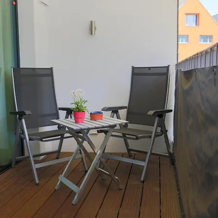 アパート Art City-studio Kassel-innenstadt Am Fulda-ufer, 3 Schlafzimmer, Boxspring-betten, Bis 8 Personen, Kostenfreier Parkplatz, Balkon, Terrasse, Fahrstuhl カッセル