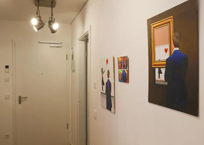 アパート Art City-studio Kassel-innenstadt Am Fulda-ufer, 3 Schlafzimmer, Boxspring-betten, Bis 8 Personen, Kostenfreier Parkplatz, Balkon, Terrasse, Fahrstuhl *