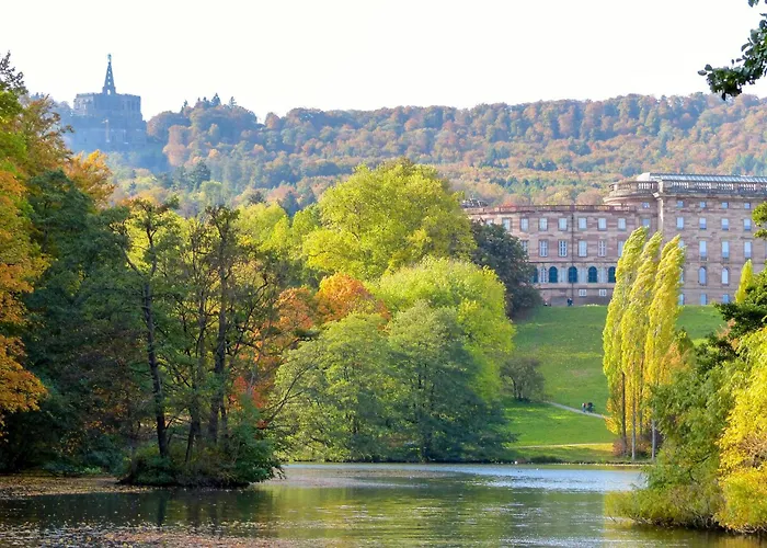 Art City-studio Kassel-innenstadt Am Fulda-ufer, 3 Schlafzimmer, Boxspring-betten, Bis 8 Personen, Kostenfreier Parkplatz, Balkon, Terrasse, Fahrstuhl アパート カッセル