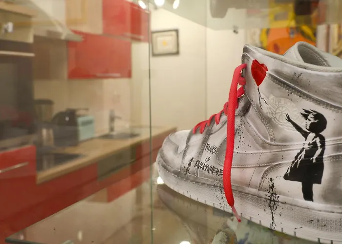 Art City-studio Kassel-innenstadt Am Fulda-ufer, 3 Schlafzimmer, Boxspring-betten, Bis 8 Personen, Kostenfreier Parkplatz, Balkon, Terrasse, Fahrstuhl * カッセル