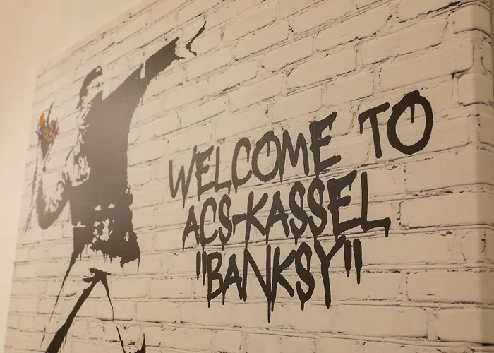 Art City-studio Kassel-innenstadt Am Fulda-ufer, 3 Schlafzimmer, Boxspring-betten, Bis 8 Personen, Kostenfreier Parkplatz, Balkon, Terrasse, Fahrstuhl *