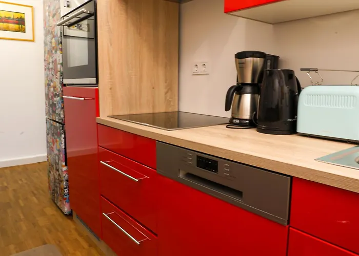 Art City-studio Kassel-innenstadt Am Fulda-ufer, 3 Schlafzimmer, Boxspring-betten, Bis 8 Personen, Kostenfreier Parkplatz, Balkon, Terrasse, Fahrstuhl アパート