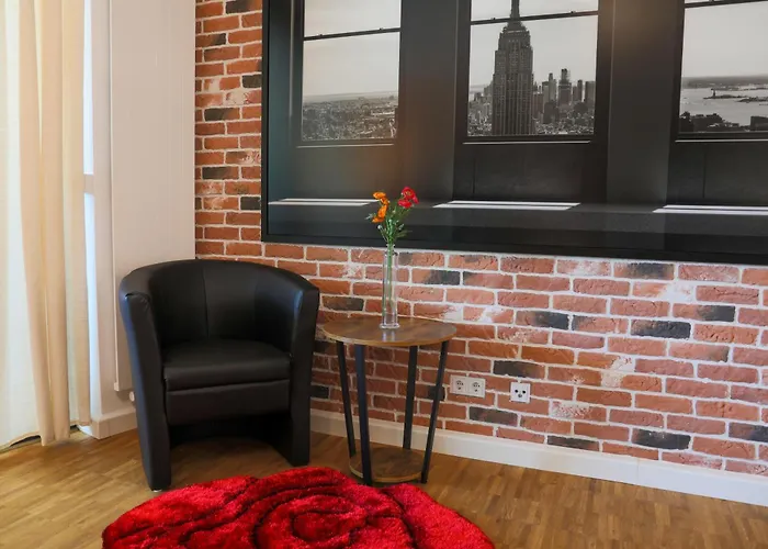 アパート Art City-studio Kassel-innenstadt Am Fulda-ufer, 3 Schlafzimmer, Boxspring-betten, Bis 8 Personen, Kostenfreier Parkplatz, Balkon, Terrasse, Fahrstuhl カッセル