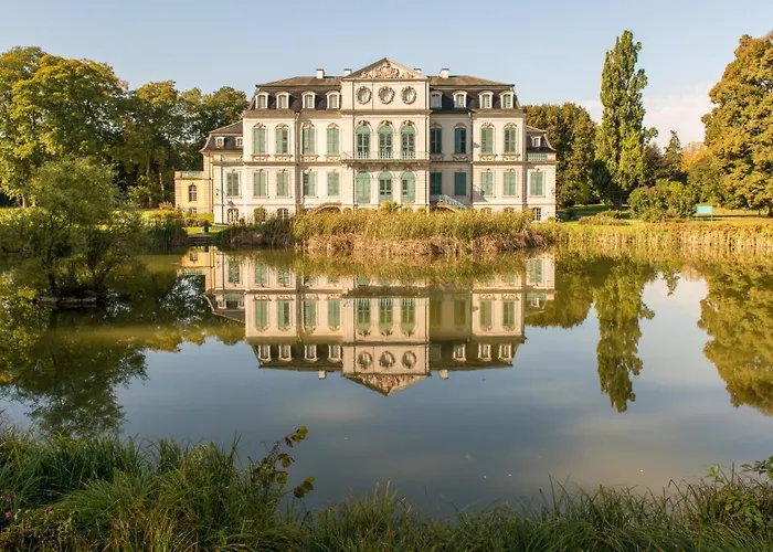 Art City-studio Kassel-innenstadt Am Fulda-ufer, 3 Schlafzimmer, Boxspring-betten, Bis 8 Personen, Kostenfreier Parkplatz, Balkon, Terrasse, Fahrstuhl